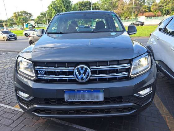 VOLKSWAGEN AMAROK 3.0 V6 TDI DIESEL HIGHLINE CD 4MOTION AUTOMÁTICO